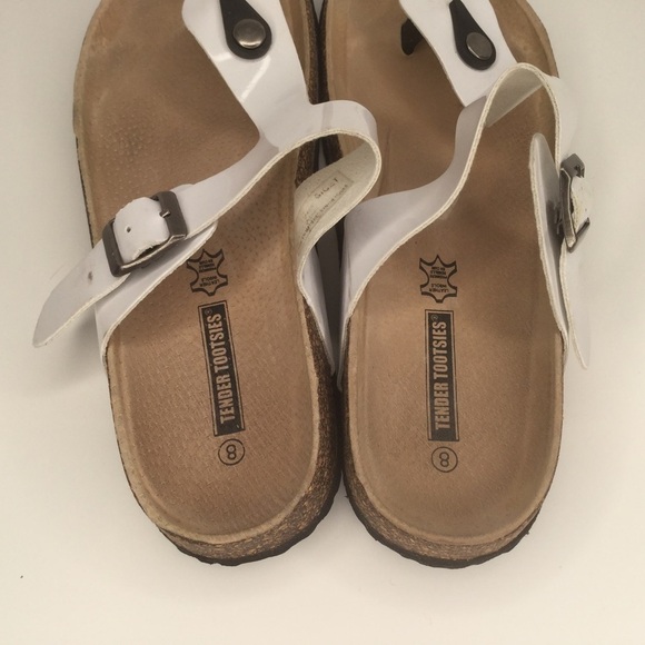 Tender Tootsies thong sandals. Birk style. - Picture 8 of 8